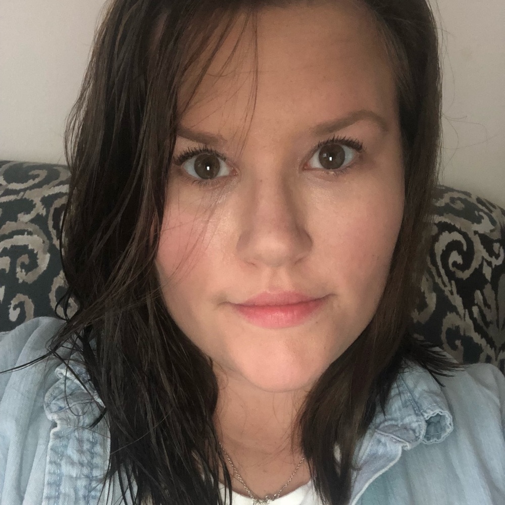 Meet your Posher, Felisha